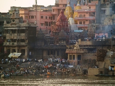  Verbrennungsstätte am Manikarnika Ghat