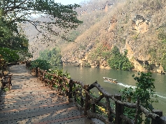  Blick vom Hotel auf den River Kwai