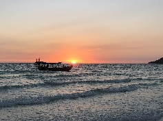 Ein weiterer Sonnenuntergang über Koh Rong